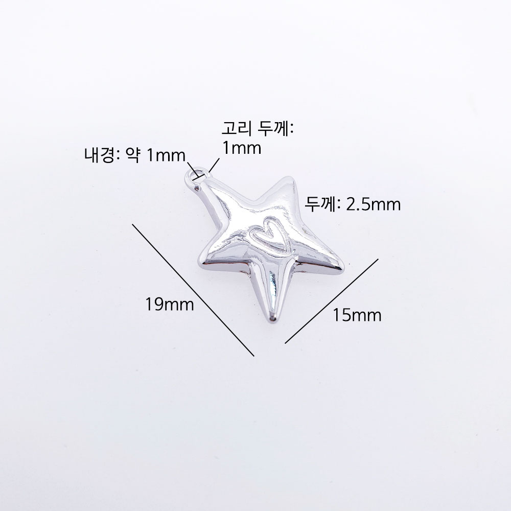 제품의 크기는 상세페이지의 내용과 같습니다.