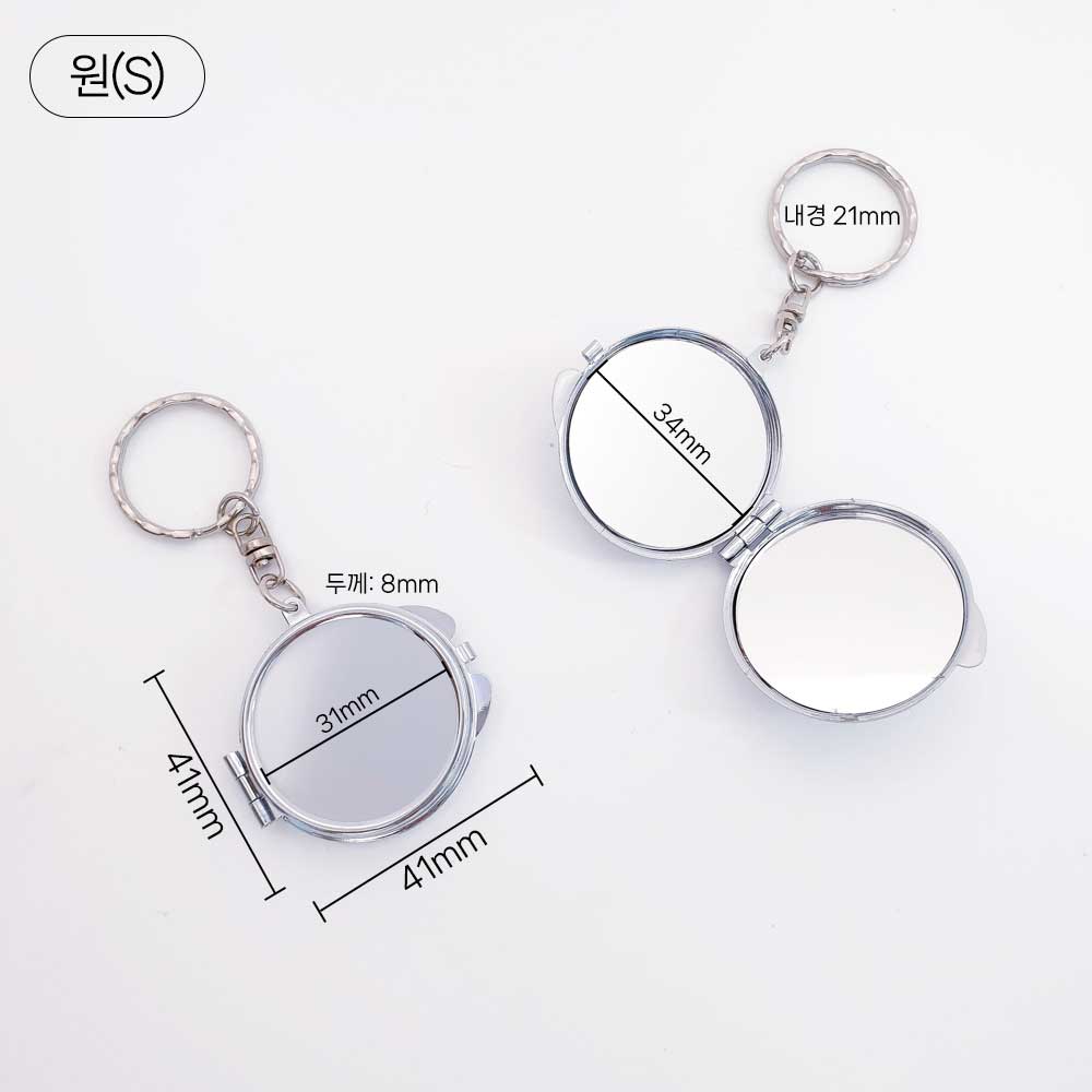 제품의 크기는 상세페이지의 내용과 같습니다.