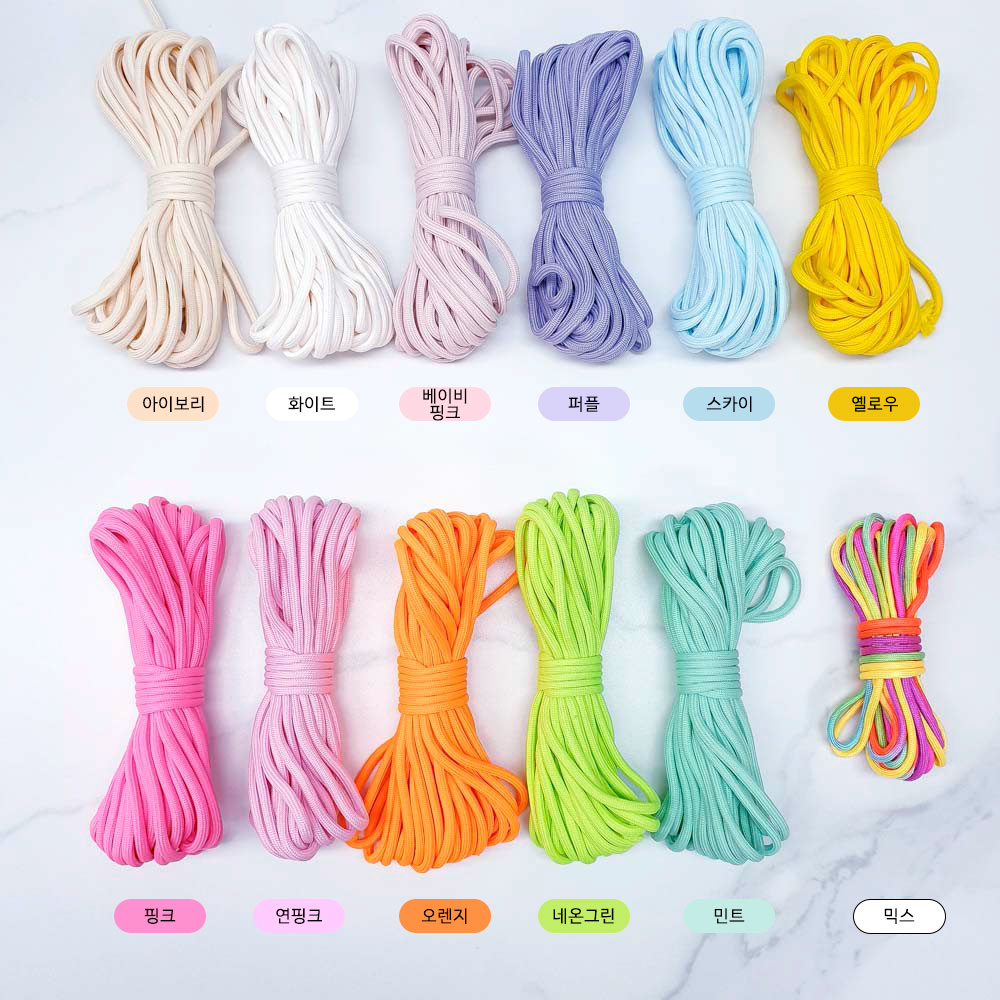 이 제품의 컬러는 아이보리, 화이트, 베이비핑크, 퍼플, 스카이, 옐로우, 핑크, 연핑크, 오렌지, 네온그린, 민트, 믹스 총 12가지 색상입니다.