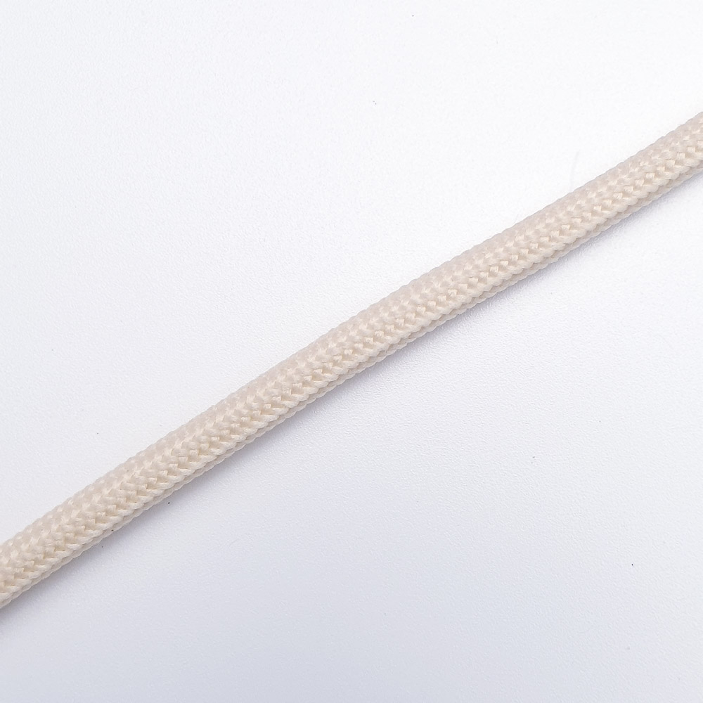 이 제품의 두께는 5mm입니다.