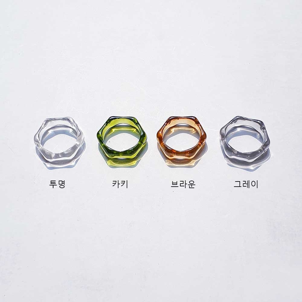 볼드 웨이브 투명육각반지 아크릴반지 색상옵션은 투명,카키,브라운,그레이이입니다.